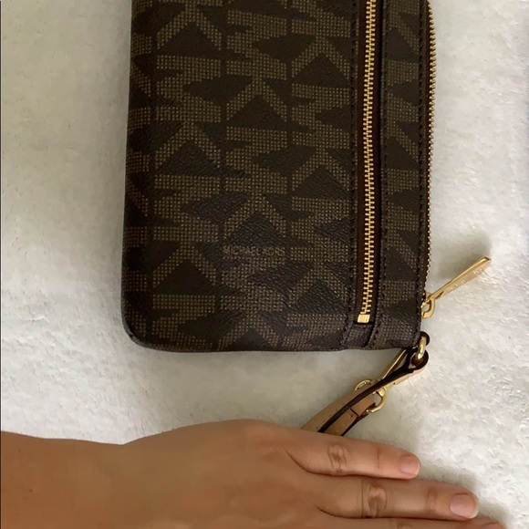 Michael Kors Large Wristlet and Clutch - Picture 5 of 5